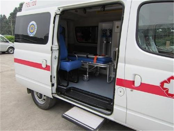 郾城救护车出租服务案例7