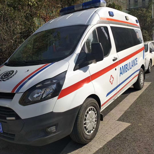 郾城品质救护车出租,为您的健康出行负责